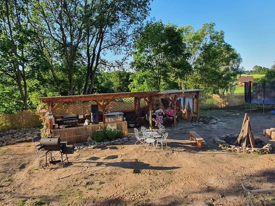 B&B Rando & Kaerdi Juures Oue Luganuse Екстер'єр фото